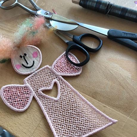 Dvě vílo-andělky- zlatuška a stříbřenka,