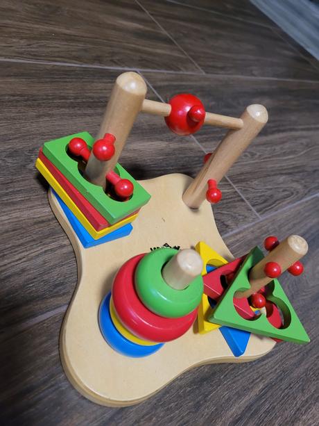 Dreveny hlavolam pro nejmensi, 