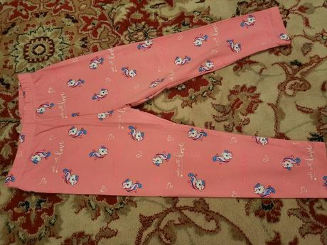 Koníčkové legíny, 98