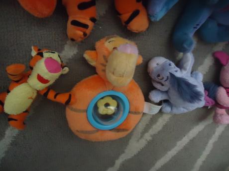 Mix plyšáků medvídek pů a jeho kamarádi,