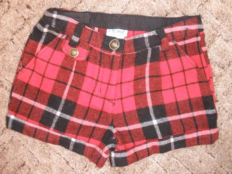 Kárované kraťásky, next,134