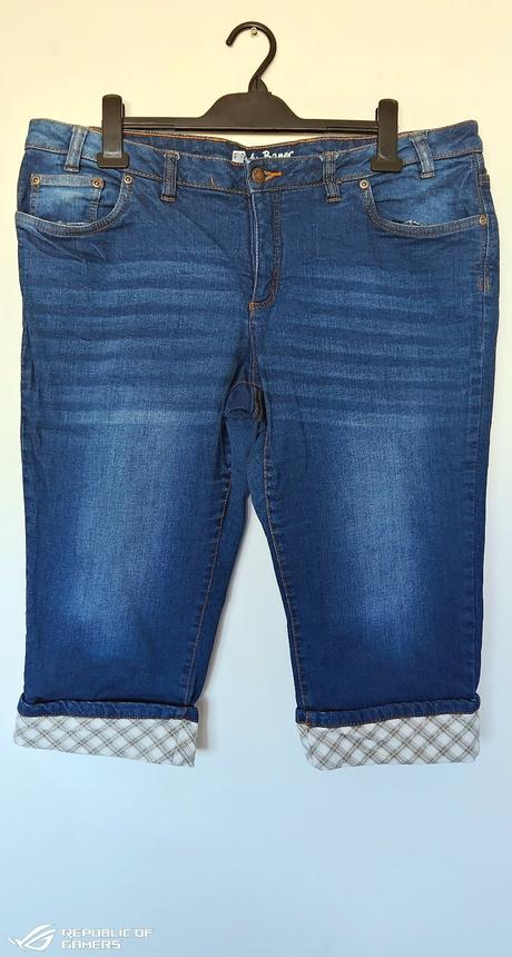 Kraťasy, bonprix,48