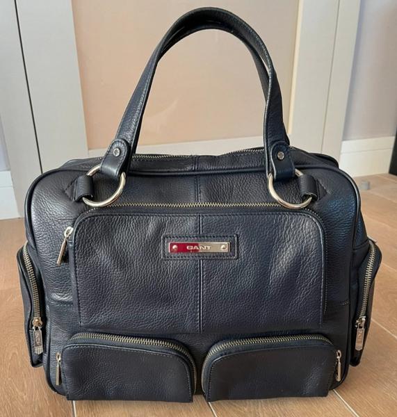 Kde sehnat Gant tašku z pravé kůže?