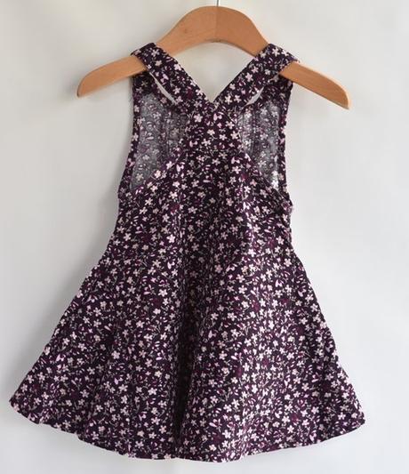 Šaty vel. 9 - 12 m, early days,80