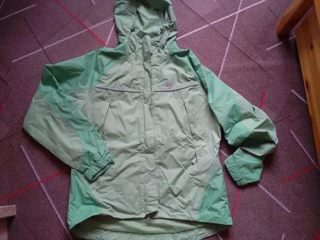 Šusťáková bunda, 40