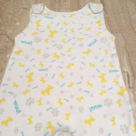 Bavlněné dupačky s pejsky, 62