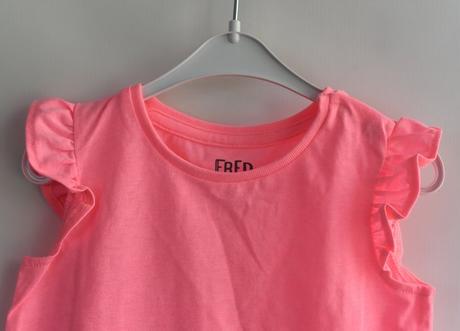 Tílko vel. 6 - 9 m, f&f,74