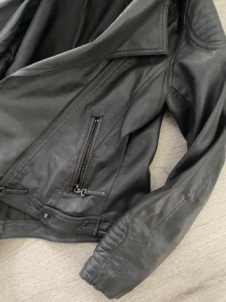 Pěkná koženková bunda velikost 38/m značky tu, tu,38