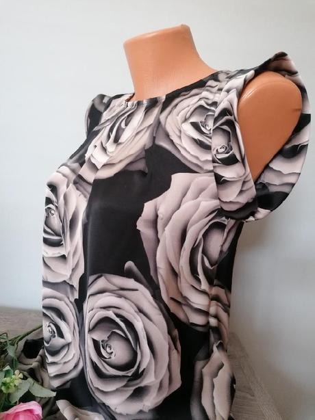 Halenka s květy, f&f,34