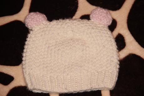 Čepička s oušky , f&f,92