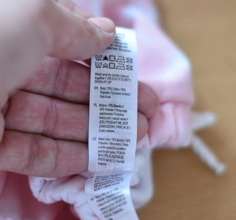 Kraťasy vel. 0 - 3 m, f&f,62