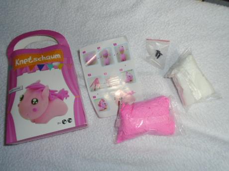 Modelovací pěna plastelína koník, 