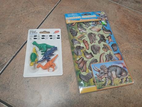 Prostorová samolepka a gumy dinosaurus, nové, 