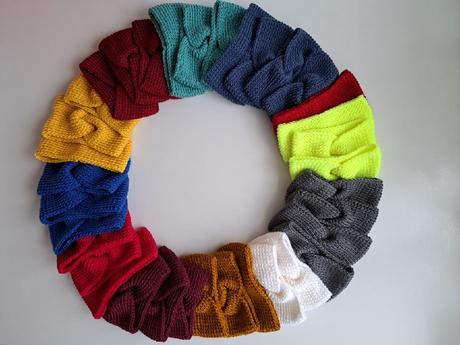 Ručně pletené čelenky s uzlem, či bez,