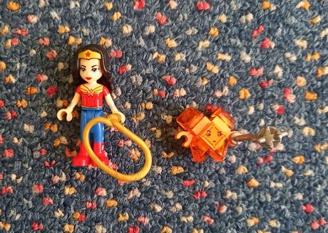 Lego dc super hero girls 41235 - wonder woman dorm,