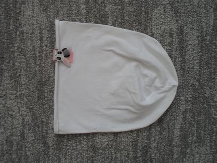 Bílá jarní podzimní čepice, 116