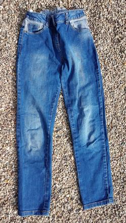 M108	dívčí rifle se srdíčkovým pasem vel. 140, george,140