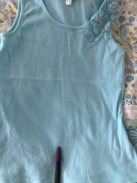 Tyrkysový top laura scott 34 s květinovou aplikací, 34