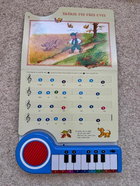 Běží liška k táboru - piánko se světýlkem, 