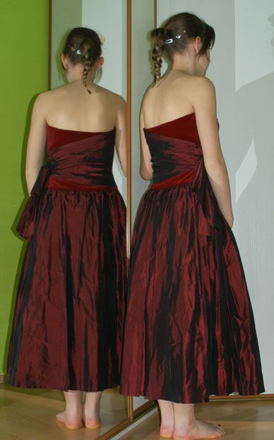 Společenské vínově červené šaty, 36