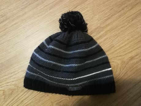 Pletená zimní čepice s bambulí, ca 5-7 let, 