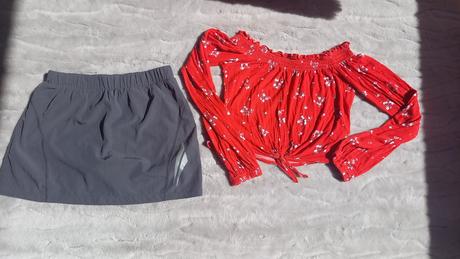 Dívčí/dámská sukně s všitými kraťasy + top, s