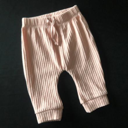 Růžové tepláčky, 62