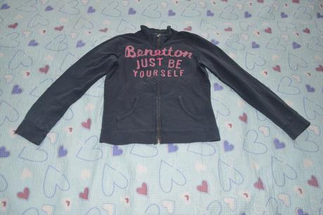 128 134 beneton, slabá bavlněná mikina, benetton,134