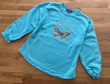 Mikina s motýlem nothing vel. 140 nenošená, 140