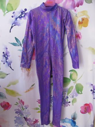 Krásný elastický fialový cvičební dres v.116/122, 116