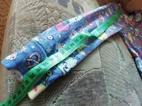 Hezké kvalitní pyžamko carters cca 3-4 roky-pěkný, carter's,98