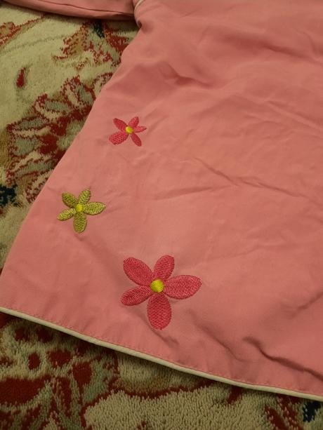 Růžová bunda s výšivkami, success,92