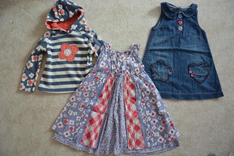 Pruhovaná mikina s kytkou, next,104