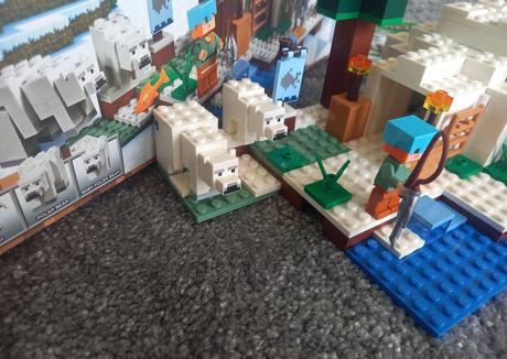 Lego minecraft 21142 - the polar igloo.,