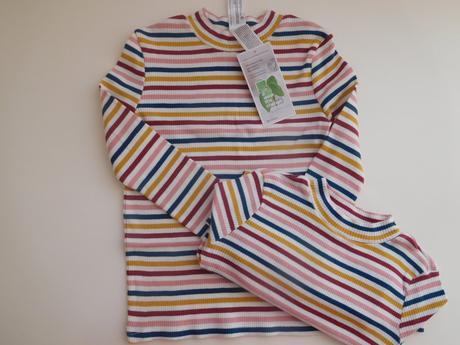 Tričko vel. 116/122 pro dvojčata, 116