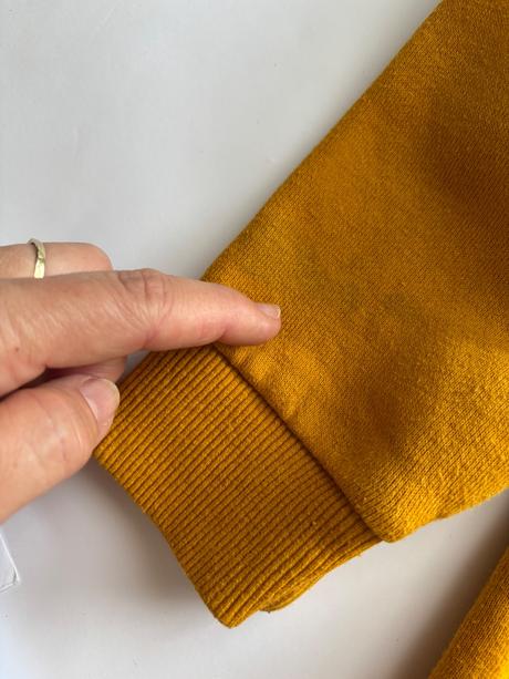 K1/ mikina - v.7/8 let, primark,128