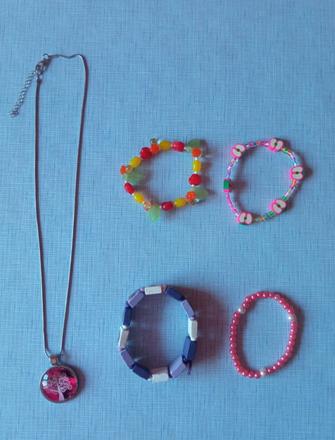 Náramky s řetízkem, apple