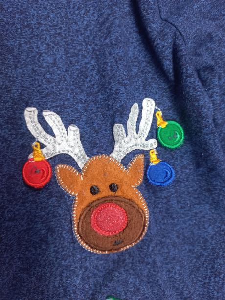 Vánoční tričko, 104