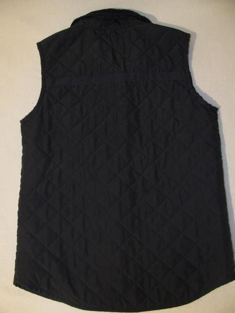 Prošívaná tenčí vesta, river island,152