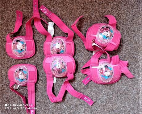 2x sada chráničů disney, 