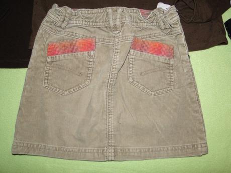 V.128 9ks  mikina, halenka, trika, džíny, skuně, 122–134