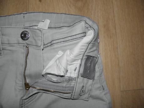 Šedé chlapecké rifle zn. h&m vel.140, h&m,140
