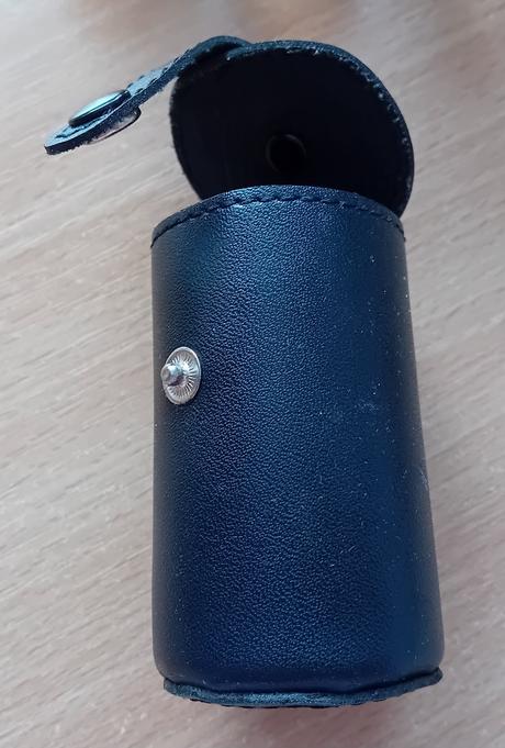 Nerezové panáky s pouzdrem, 