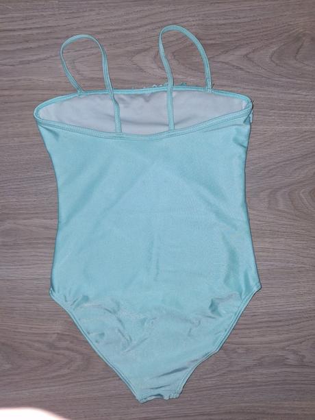 Celkové plavky, 134