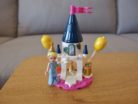 Minilego friends a disney (7 sad),