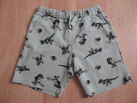 Šortky v.128, sinsay,128