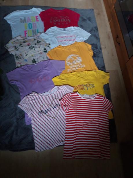 7x triko tričko i jednotlivě, 134