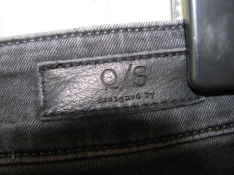 Černé elastické přiléhavé džíny ,slim, krátký sed, quiksilver,36