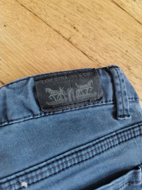 Džíny levis vel. 128, levis,128