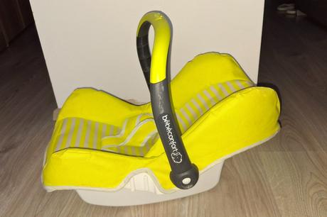 Autosedačka pro panenku bebecomfort,